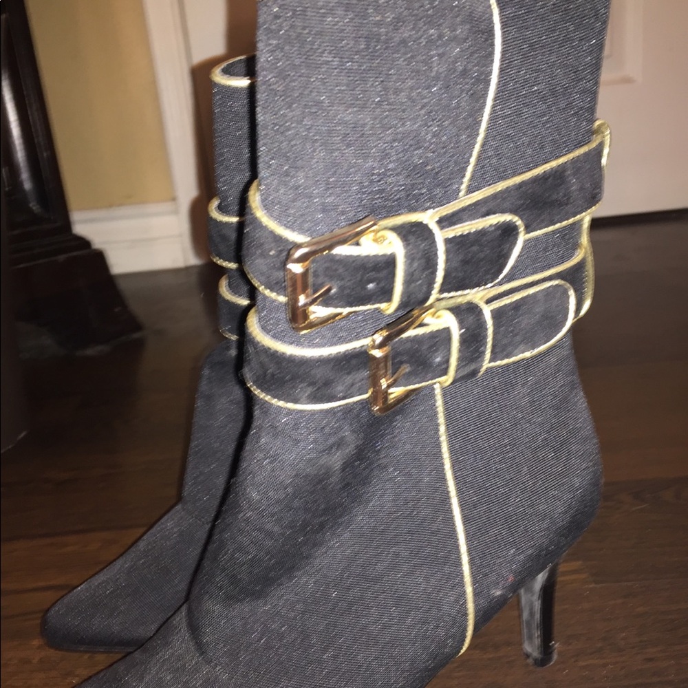 8M black and gold, Ashro boots with heel - Picture 3 of 3